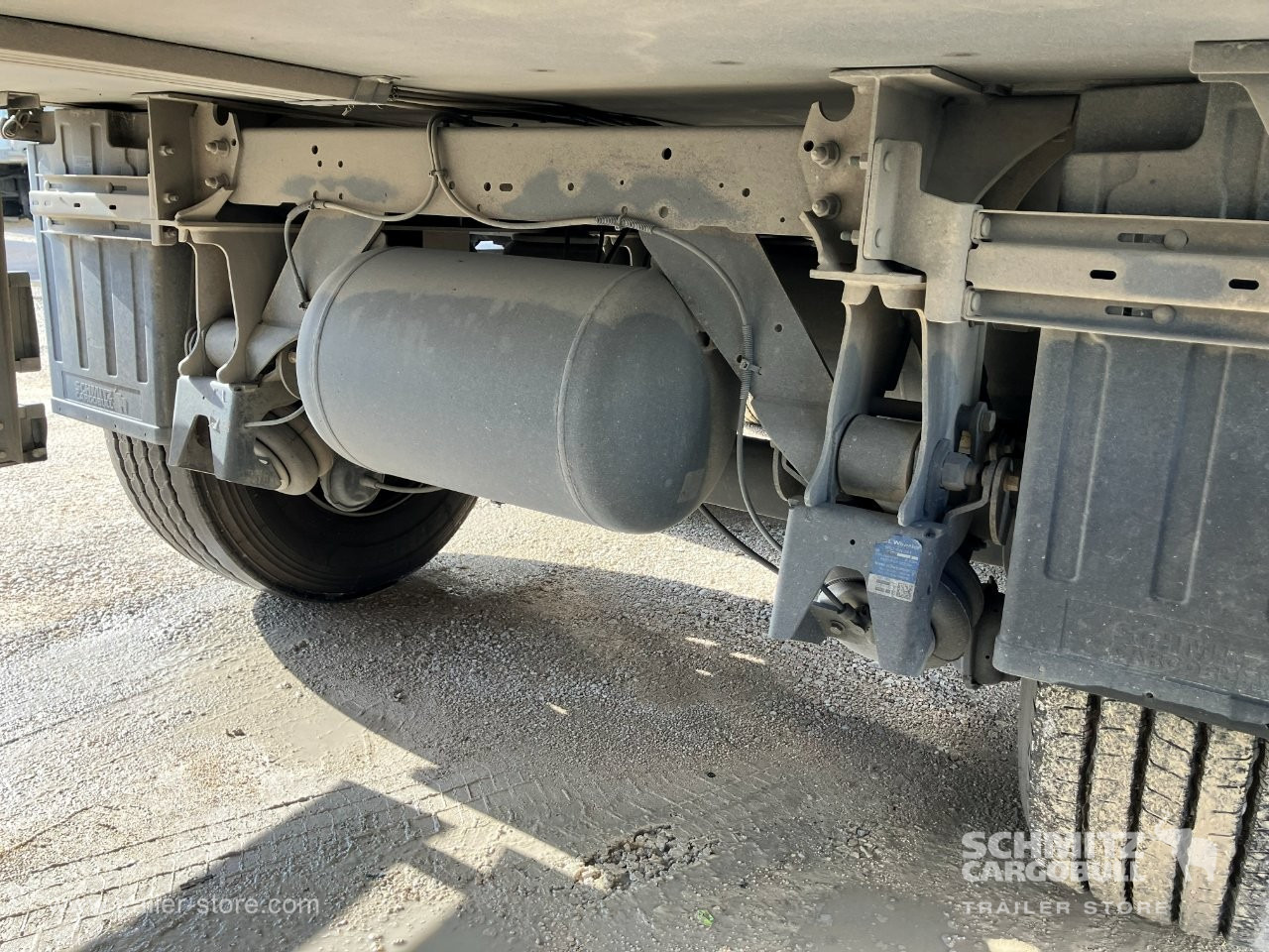 SCHMITZ Semiremolque Frigo Standard - Изотермический полуприцеп: фото 3 SCHMITZ Semiremolque Frigo Standard - Изотермический полуприцеп: фото 3