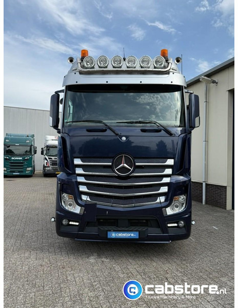 Mercedes-Benz ACTROS 3663 Euro 6 - 8x2 - RETARDER - Bouwjaar 09-2017 - 30 Ton's Container Kabelsysteem - Km 476.892 - Good condition - Тросовый мультилифт: фото 4 Mercedes-Benz ACTROS 3663 Euro 6 - 8x2 - RETARDER - Bouwjaar 09-2017 - 30 Ton's Container Kabelsysteem - Km 476.892 - Good condition - Тросовый мультилифт: фото 4