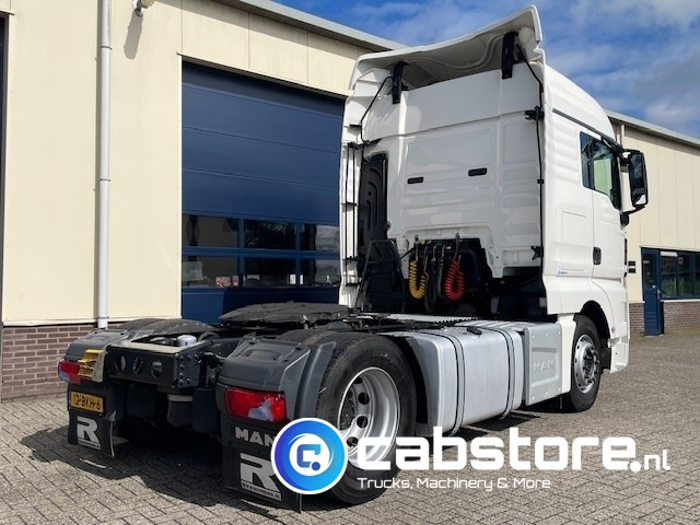 MAN TGX 18.420 4x2 Euro 6 MAN TGX 18.420 4x2 BLS Euro 6 - XLX Cabine - WB 360 - Bouwjaar 2018 - Km 681.675 - Good condition! - Тягач: фото 3 MAN TGX 18.420 4x2 Euro 6 MAN TGX 18.420 4x2 BLS Euro 6 - XLX Cabine - WB 360 - Bouwjaar 2018 - Km 681.675 - Good condition! - Тягач: фото 3