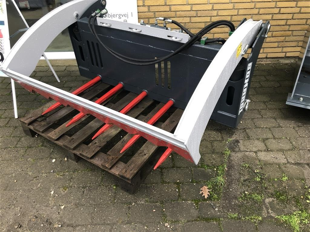 Sonarol Balleskære RB SNR 1600 - Фронтальный погрузчик для трактора: фото 3 Sonarol Balleskære RB SNR 1600 - Фронтальный погрузчик для трактора: фото 3