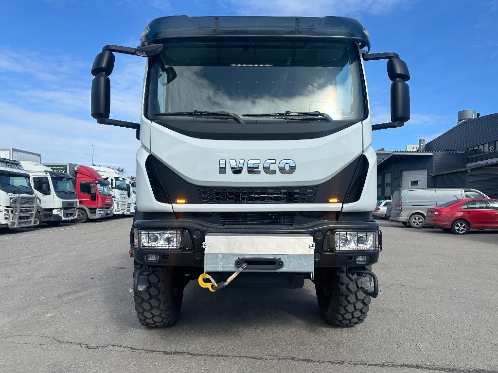 Iveco Eurocargo ML150E28 4x4 sähkölaitos varustein - Автоманипулятор: фото 2 Iveco Eurocargo ML150E28 4x4 sähkölaitos varustein - Автоманипулятор: фото 2