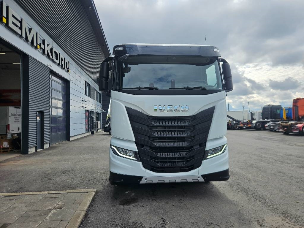 Iveco X-Way AS260X530 heti toimitukseen - Грузовик-шасси: фото 2 Iveco X-Way AS260X530 heti toimitukseen - Грузовик-шасси: фото 2