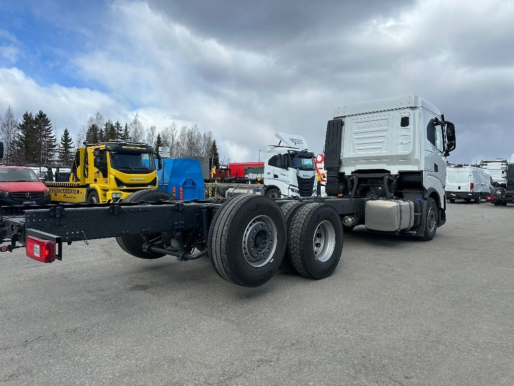 Iveco X-Way AS260X530 heti toimitukseen - Грузовик-шасси: фото 4 Iveco X-Way AS260X530 heti toimitukseen - Грузовик-шасси: фото 4