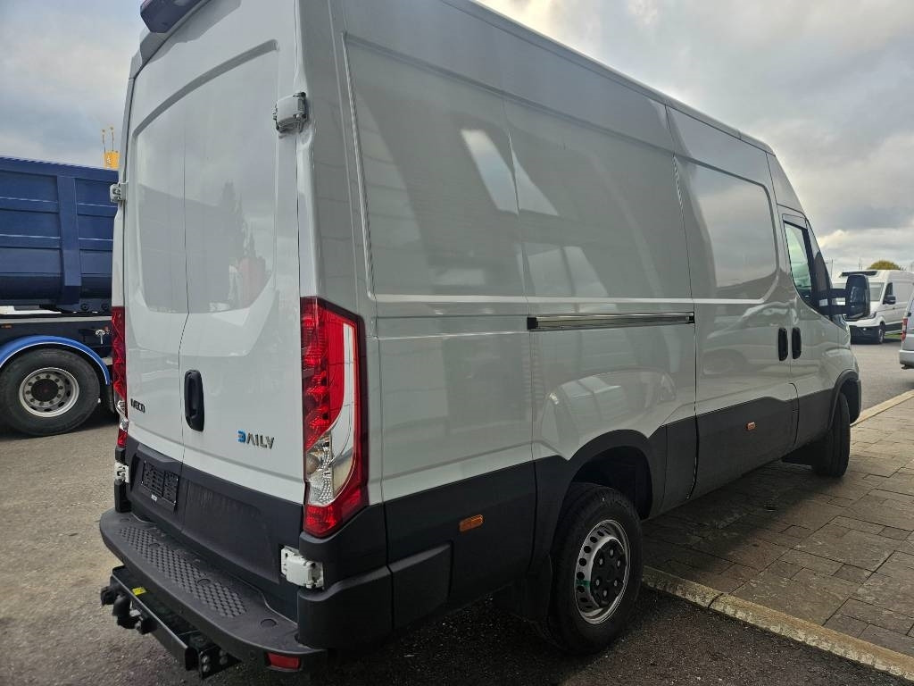 Iveco eDaily 42S14 12m3  - Цельнометаллический фургон, Электрический фургон: фото 3 Iveco eDaily 42S14 12m3  - Цельнометаллический фургон, Электрический фургон: фото 3