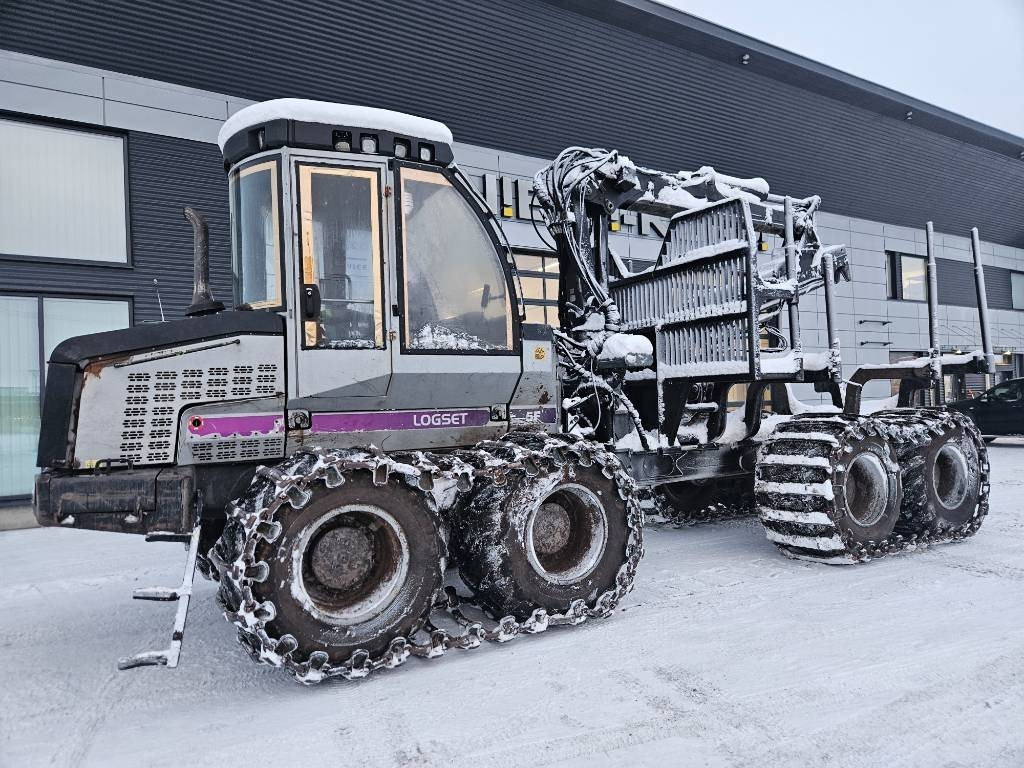 Logset 5F - Форвардер: фото 1 Logset 5F - Форвардер: фото 1