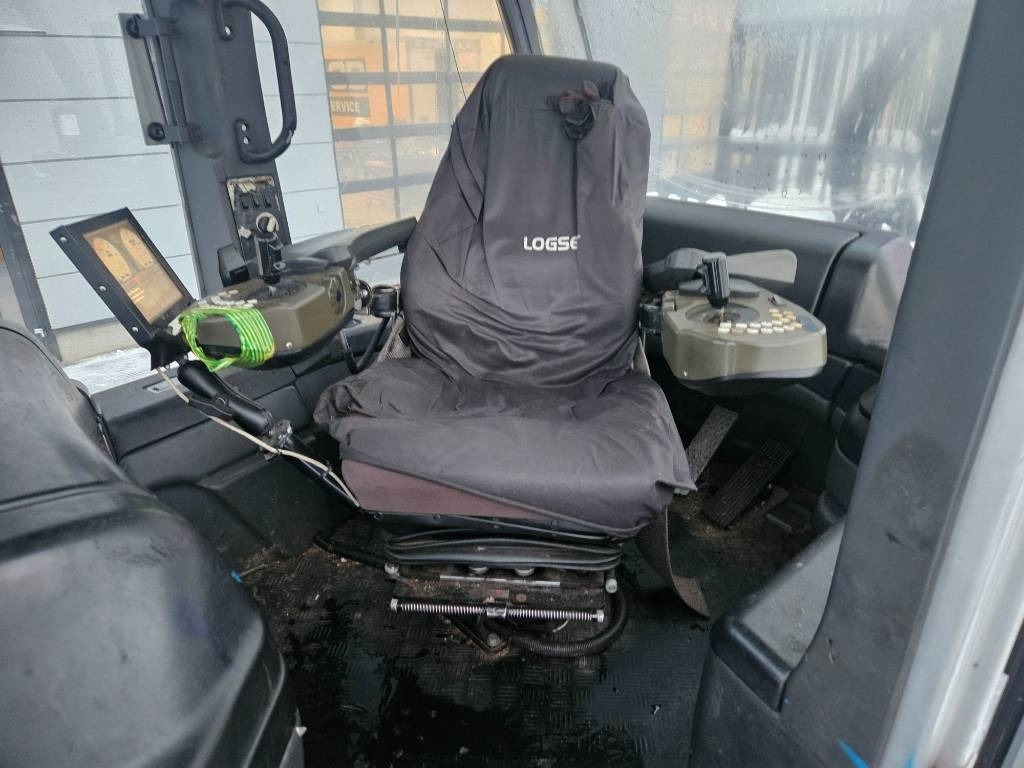 Logset 5F - Форвардер: фото 5 Logset 5F - Форвардер: фото 5