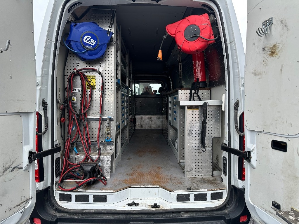 Renault Master huoltoauto varusteineen - Цельнометаллический фургон: фото 5 Renault Master huoltoauto varusteineen - Цельнометаллический фургон: фото 5