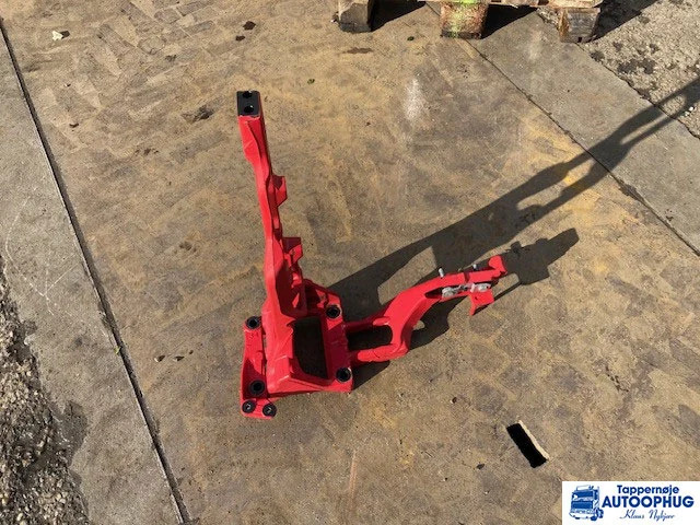 DAF chassis bracket – DAF 2112221 - Рама/ Шасси для Грузовиков: фото 1 DAF chassis bracket – DAF 2112221 - Рама/ Шасси для Грузовиков: фото 1