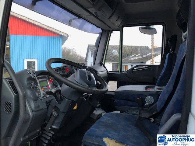 IVECO EUROCARGO 120E25 euro 4 - Грузовик с закрытым кузовом: фото 4 IVECO EUROCARGO 120E25 euro 4 - Грузовик с закрытым кузовом: фото 4