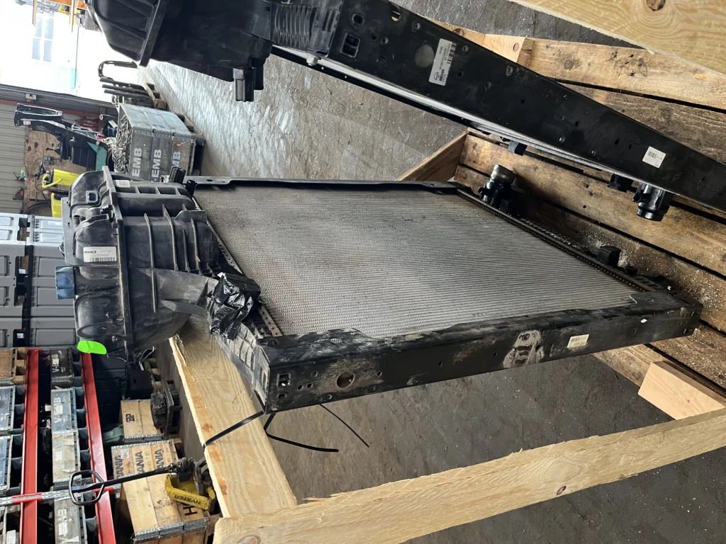MAN Radiator – MAN 81061016809 - Радиатор для Грузовиков: фото 2 MAN Radiator – MAN 81061016809 - Радиатор для Грузовиков: фото 2