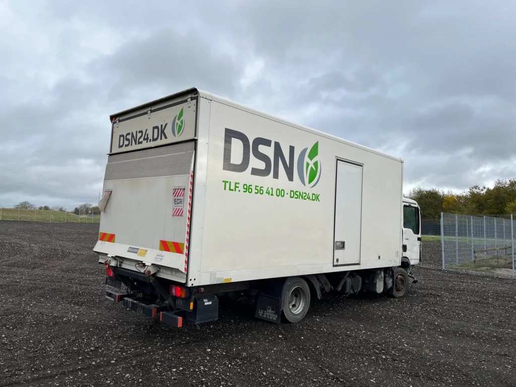 MAN TGL 8-190 - Грузовик с закрытым кузовом: фото 4 MAN TGL 8-190 - Грузовик с закрытым кузовом: фото 4