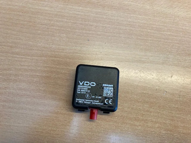 Mercedes A9608200885 – Mercedes ECU DSRC - Блок управления для Грузовиков: фото 1 Mercedes A9608200885 – Mercedes ECU DSRC - Блок управления для Грузовиков: фото 1