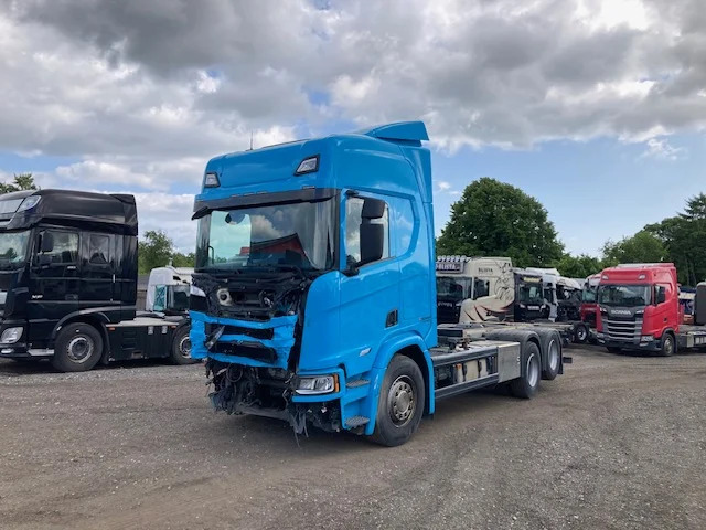 Scania R500 6X2 - Грузовик-контейнеровоз/ Сменный кузов: фото 1 Scania R500 6X2 - Грузовик-контейнеровоз/ Сменный кузов: фото 1