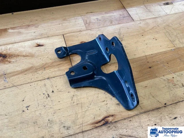 Scania førerhus pumpebeslag Scania 2874904 - Кабина и интерьер для Грузовиков: фото 2 Scania førerhus pumpebeslag Scania 2874904 - Кабина и интерьер для Грузовиков: фото 2