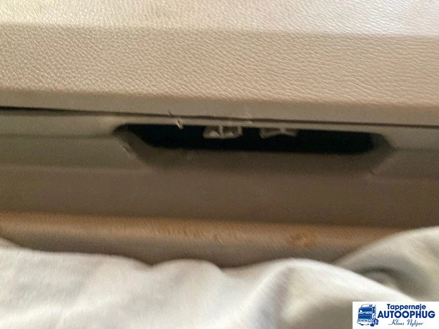 Scania overkøje skab Scania 2508902 - Кабина и интерьер для Грузовиков: фото 4 Scania overkøje skab Scania 2508902 - Кабина и интерьер для Грузовиков: фото 4