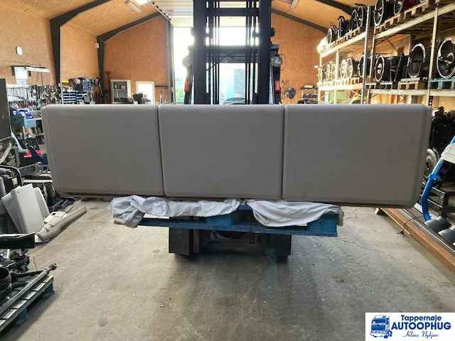 Scania overkøje skab Scania 2508902 - Кабина и интерьер для Грузовиков: фото 1 Scania overkøje skab Scania 2508902 - Кабина и интерьер для Грузовиков: фото 1