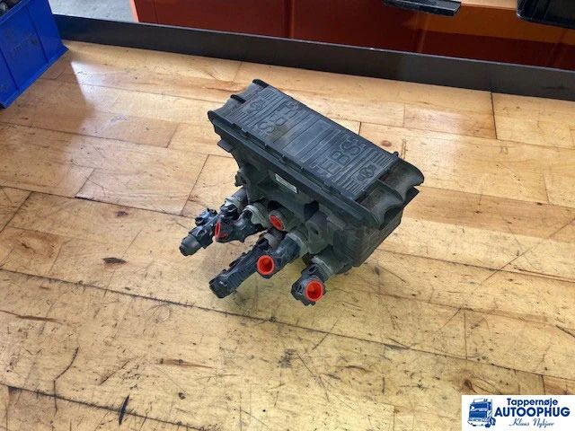 Volvo 22225552 – Volvo Rear axle modulator - Электрическая система для Грузовиков: фото 2 Volvo 22225552 – Volvo Rear axle modulator - Электрическая система для Грузовиков: фото 2
