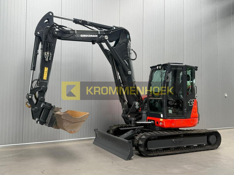 Eurocomach ES 100 TR Powertilt - Мини-экскаватор: фото 2 Eurocomach ES 100 TR Powertilt - Мини-экскаватор: фото 2