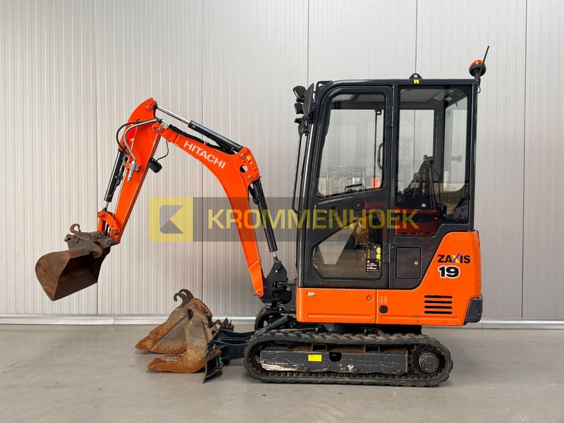 Hitachi ZX 19-5A - Мини-экскаватор: фото 1 Hitachi ZX 19-5A - Мини-экскаватор: фото 1