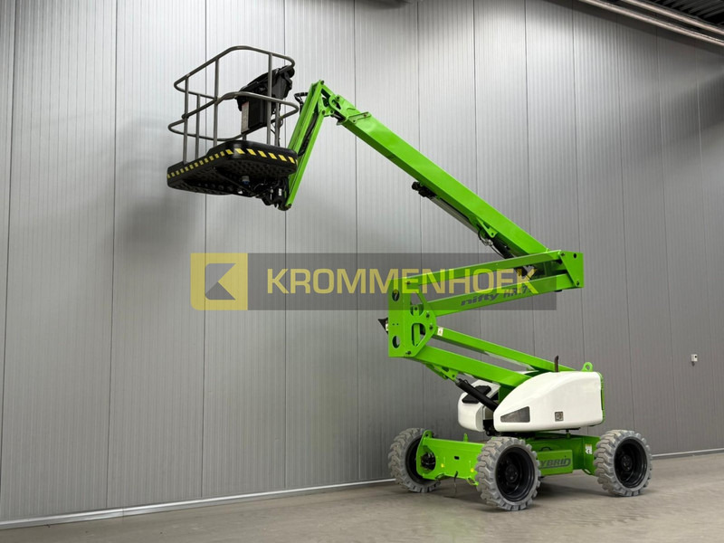 Nifty Lift HR 17 Hybrid 4x4 - Коленчатый подъемник: фото 1 Nifty Lift HR 17 Hybrid 4x4 - Коленчатый подъемник: фото 1