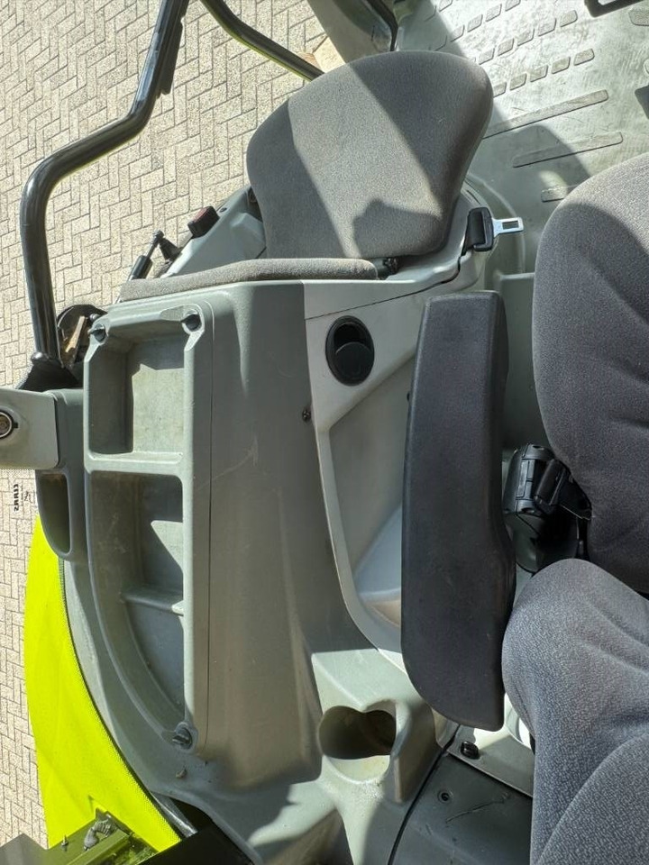 Трактор Claas Arion 450 CIS - HEXASHIFT, airbrakes, suspension,: фото 33 Трактор Claas Arion 450 CIS - HEXASHIFT, airbrakes, suspension,: фото 33