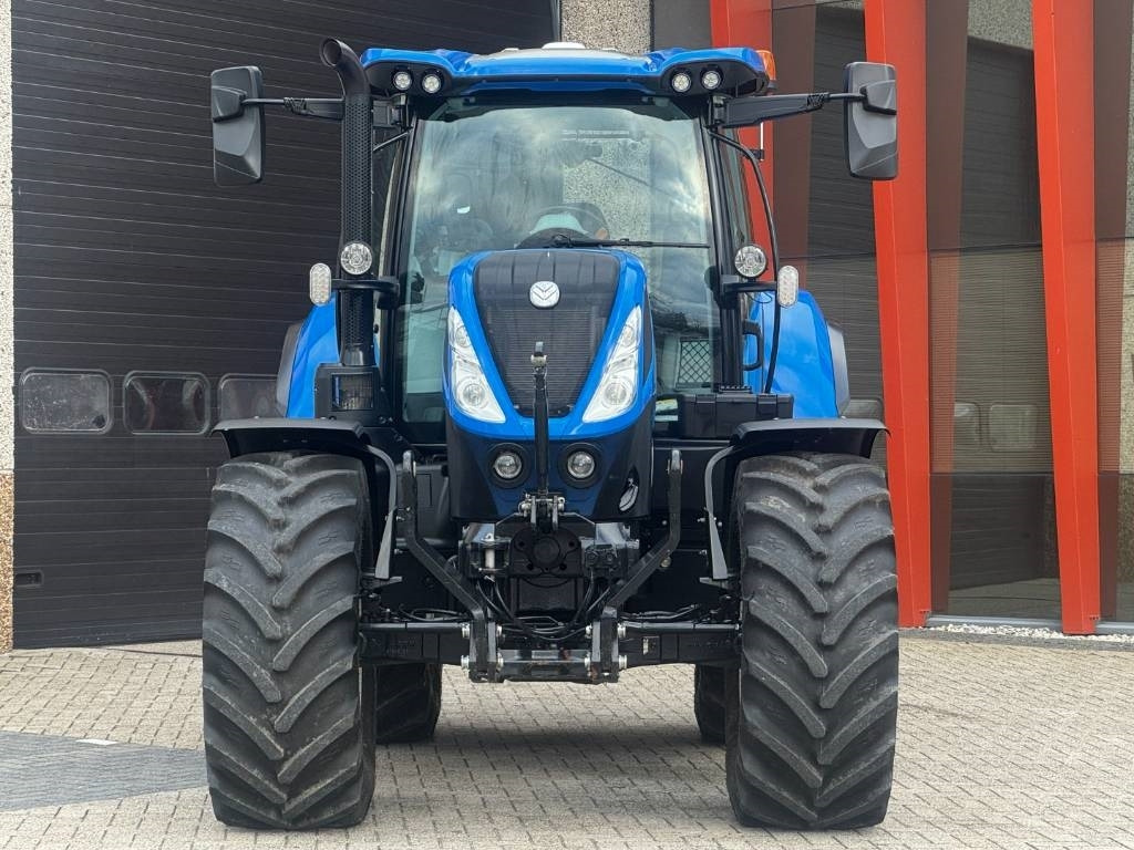 New Holland T7.225AC, frontlinkage, airbrakes, 50k, 2023!! - Трактор: фото 4 New Holland T7.225AC, frontlinkage, airbrakes, 50k, 2023!! - Трактор: фото 4