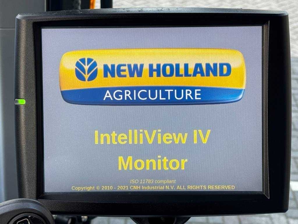 New Holland T7.270 Auto Command, frontlinkage + PTO,1091 hr  лизинг New Holland T7.270 Auto Command, frontlinkage + PTO,1091 hr: фото 25