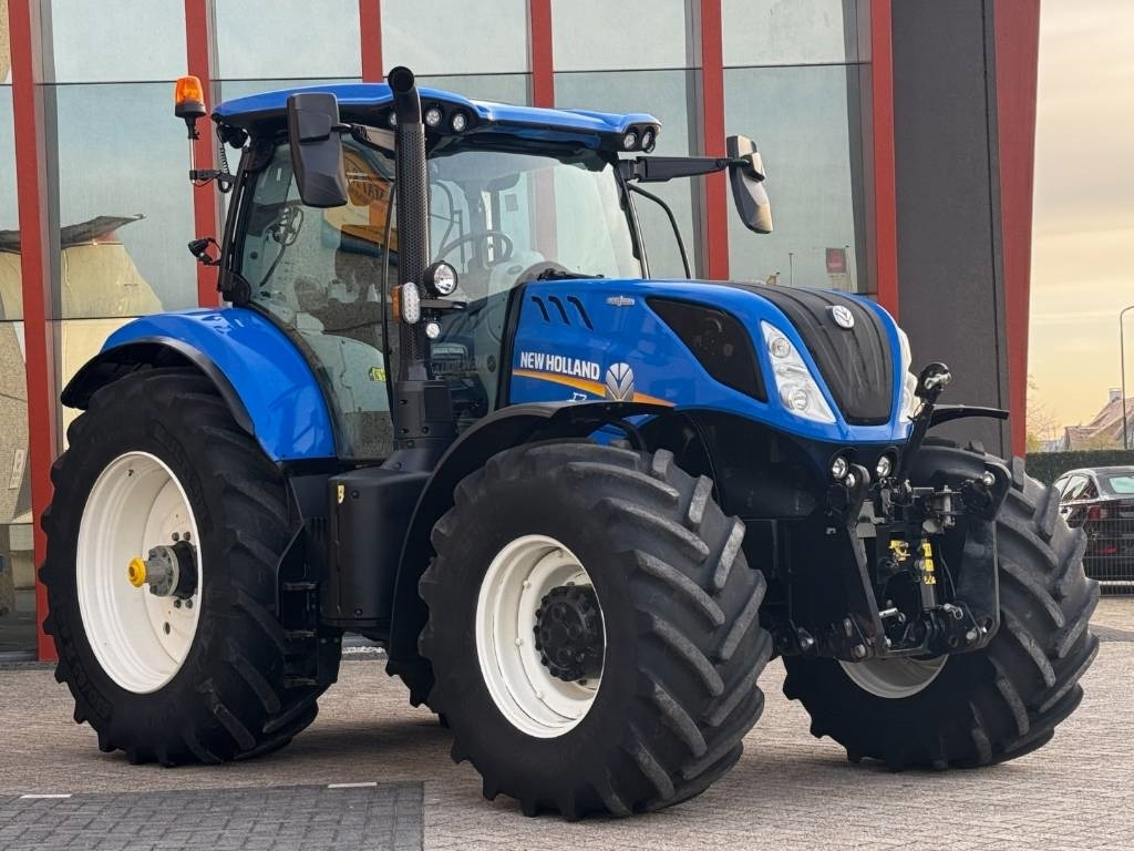 New Holland T7.270 Auto Command, frontlinkage + PTO,1091 hr  лизинг New Holland T7.270 Auto Command, frontlinkage + PTO,1091 hr: фото 9
