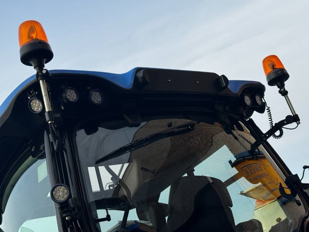 New Holland T7.270 Auto Command, frontlinkage + PTO,1091 hr  лизинг New Holland T7.270 Auto Command, frontlinkage + PTO,1091 hr: фото 16