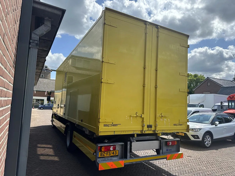 Volvo FL 12.240 BDF ST.AIRCO+ KACHEL, DOUCHE, 2X BED, WASBAK - Грузовик с закрытым кузовом: фото 3 Volvo FL 12.240 BDF ST.AIRCO+ KACHEL, DOUCHE, 2X BED, WASBAK - Грузовик с закрытым кузовом: фото 3
