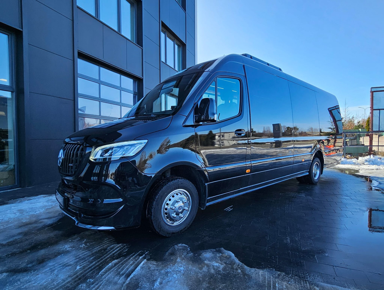 MERCEDES-BENZ Mercedes-Benz Sprinter 519 CDI – Exclusive Class – Available - Микроавтобус, Пассажирский фургон: фото 1 MERCEDES-BENZ Mercedes-Benz Sprinter 519 CDI – Exclusive Class – Available - Микроавтобус, Пассажирский фургон: фото 1