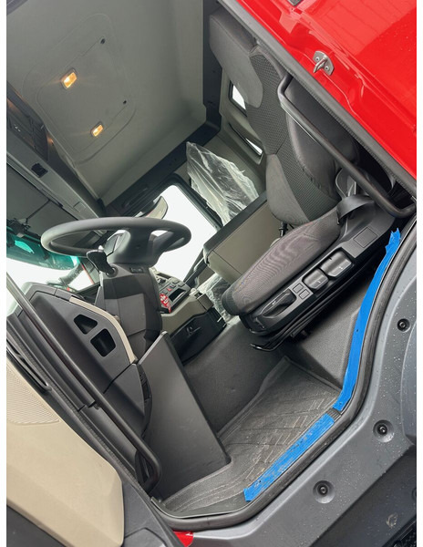 MAN TGS 33.400 6X4 BB CH - Грузовик-шасси: фото 5 MAN TGS 33.400 6X4 BB CH - Грузовик-шасси: фото 5