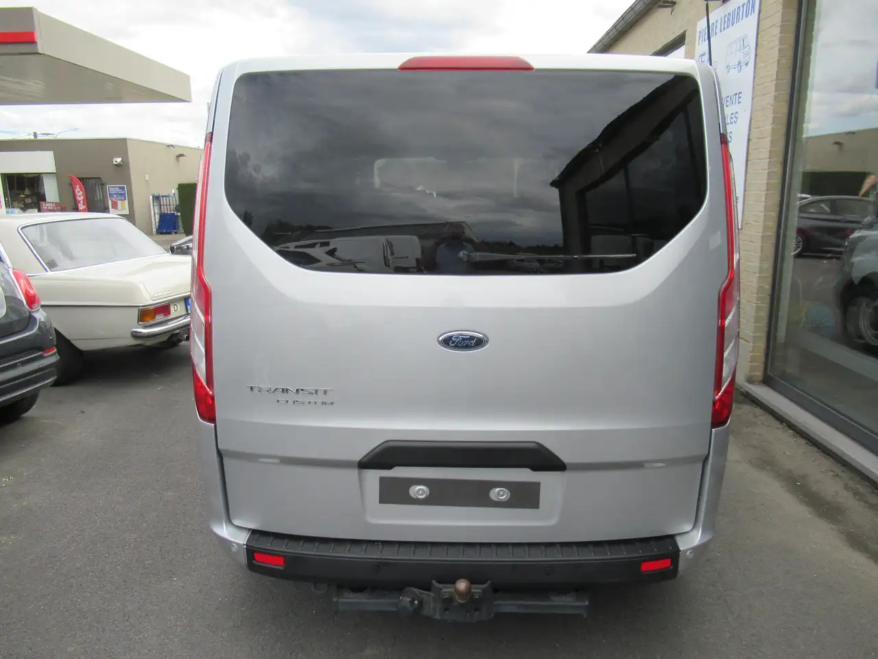 Ford Transit Custom 2.0 TDCi L2H1 Ambiente 23900€+TVA/BTW - Пассажирский фургон: фото 4 Ford Transit Custom 2.0 TDCi L2H1 Ambiente 23900€+TVA/BTW - Пассажирский фургон: фото 4