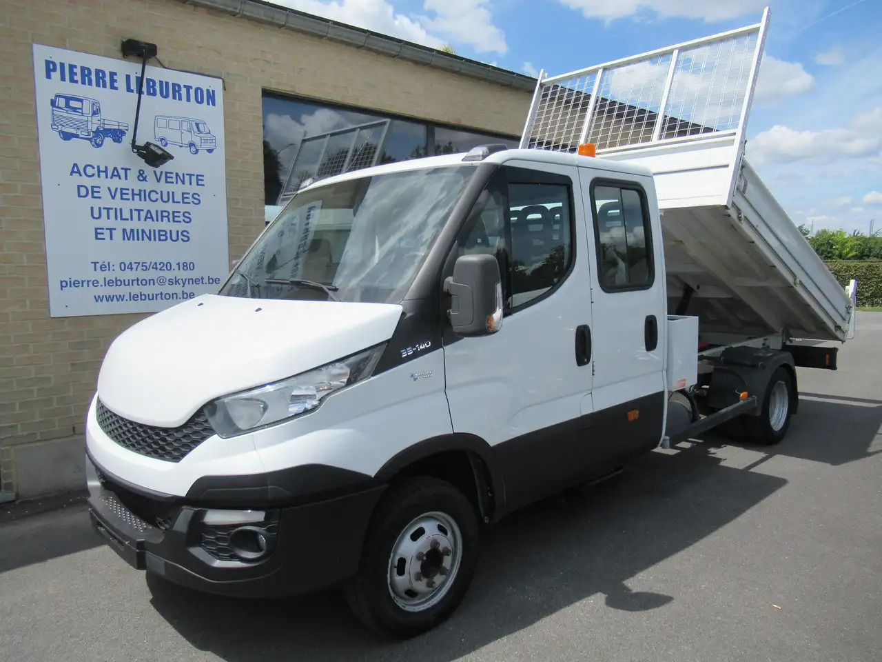 Iveco Daily benne basculante/ kipper - Малотоннажный самосвал, Грузопассажирский фургон: фото 1 Iveco Daily benne basculante/ kipper - Малотоннажный самосвал, Грузопассажирский фургон: фото 1