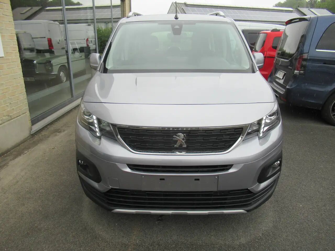 Peugeot Rifter Peugeot Rifter Rifter 1.5 BlueHDi Long Active S - Грузопассажирский фургон: фото 3 Peugeot Rifter Peugeot Rifter Rifter 1.5 BlueHDi Long Active S - Грузопассажирский фургон: фото 3