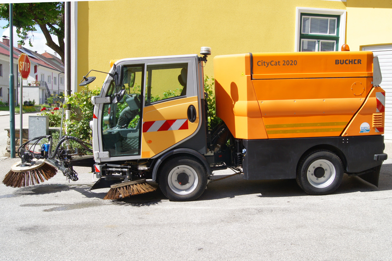 BUCHER BUCHER CityCat 2020 XL/Euro 6/L + R Kehrmaschine/Frontbesen - Подметально-уборочная машина: фото 3 BUCHER BUCHER CityCat 2020 XL/Euro 6/L + R Kehrmaschine/Frontbesen - Подметально-уборочная машина: фото 3