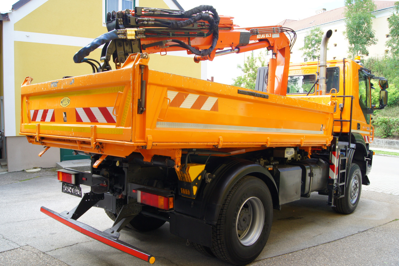 IVECO 190T33 Trakker 4x4/ATLAS 85.2/Euro5/Winterdienst/Streuer - Автоманипулятор: фото 5 IVECO 190T33 Trakker 4x4/ATLAS 85.2/Euro5/Winterdienst/Streuer - Автоманипулятор: фото 5