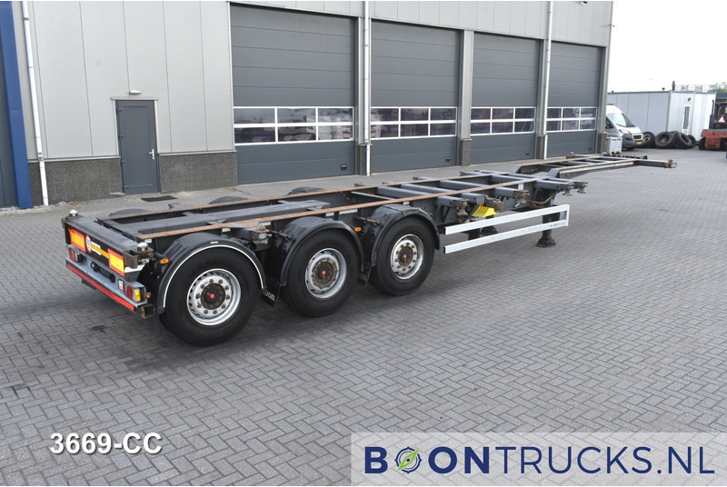 Kögel PORT 40 SIMPLEX 20 2x20-30-40ft HC * LIFT AXLE * SAF / DISC * EXTENDABLE REAR - Полуприцеп-контейнеровоз/ Сменный кузов: фото 1 Kögel PORT 40 SIMPLEX 20 2x20-30-40ft HC * LIFT AXLE * SAF / DISC * EXTENDABLE REAR - Полуприцеп-контейнеровоз/ Сменный кузов: фото 1