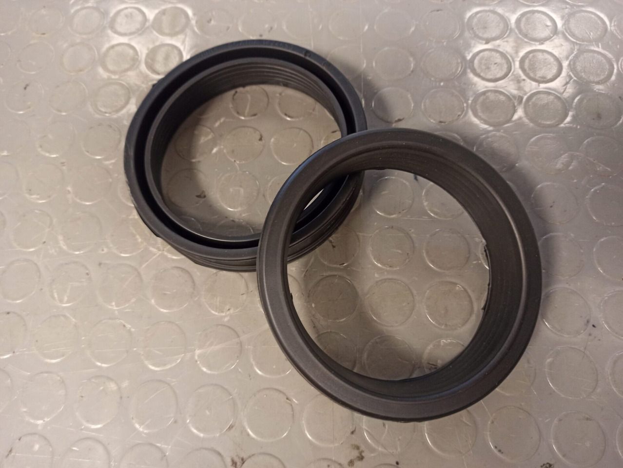 SCANIA SEALING RING 1424853 - Прокладка двигателя для Грузовиков: фото 1 SCANIA SEALING RING 1424853 - Прокладка двигателя для Грузовиков: фото 1