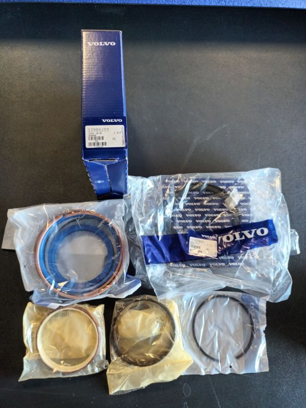 VOLVO CE SEALING RING KIT 11988209 - Прокладка двигателя для Строительной техники: фото 2 VOLVO CE SEALING RING KIT 11988209 - Прокладка двигателя для Строительной техники: фото 2