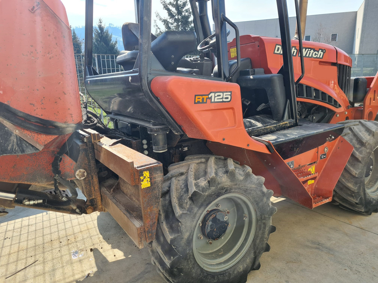 Траншеекопатель DITCH WITCH RT125: фото 6