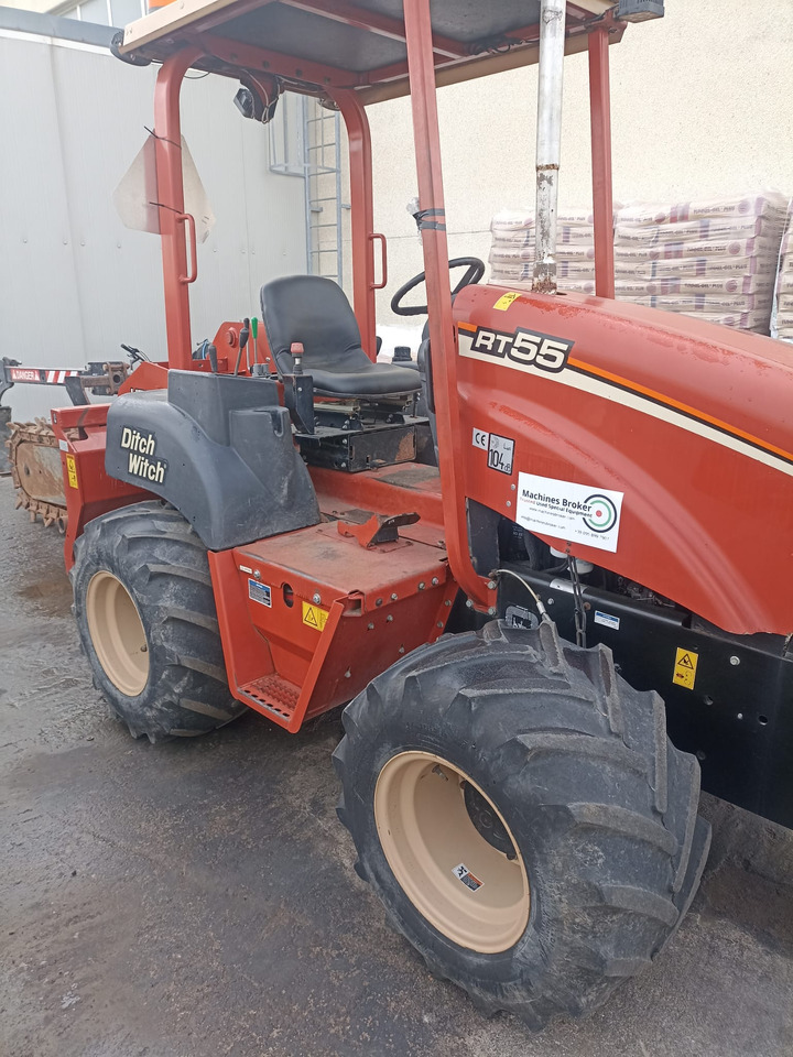 Траншеекопатель DITCH WITCH RT55: фото 29 Траншеекопатель DITCH WITCH RT55: фото 29