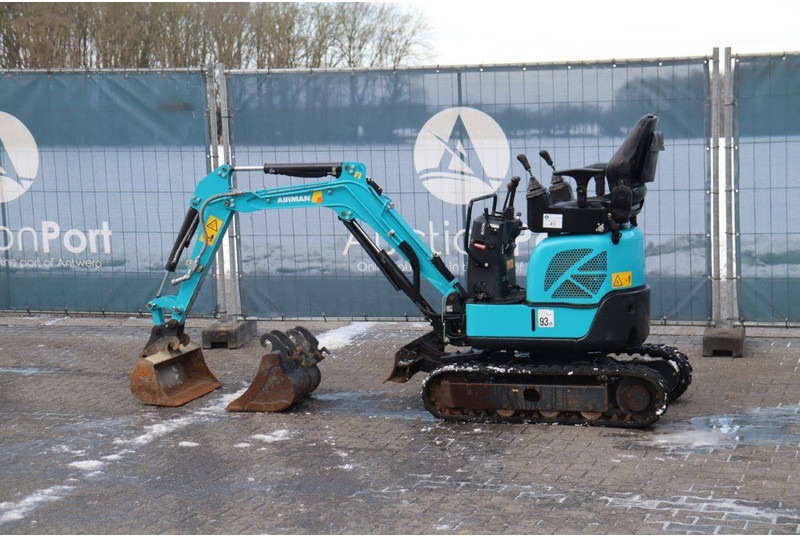 Airman AX10U-7 - Мини-экскаватор: фото 3 Airman AX10U-7 - Мини-экскаватор: фото 3