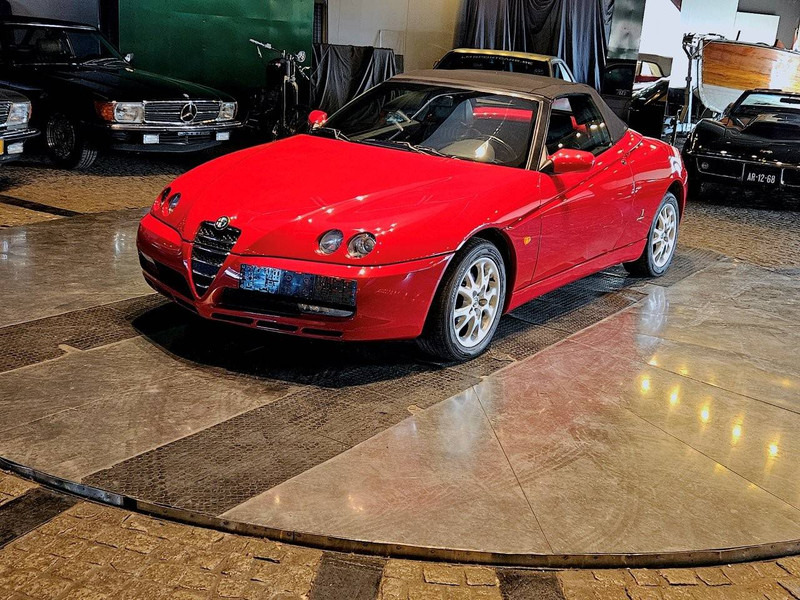 Alfa Romeo Spider (916 - update 3) _ 2.0 TS - Легковой автомобиль: фото 3 Alfa Romeo Spider (916 - update 3) _ 2.0 TS - Легковой автомобиль: фото 3