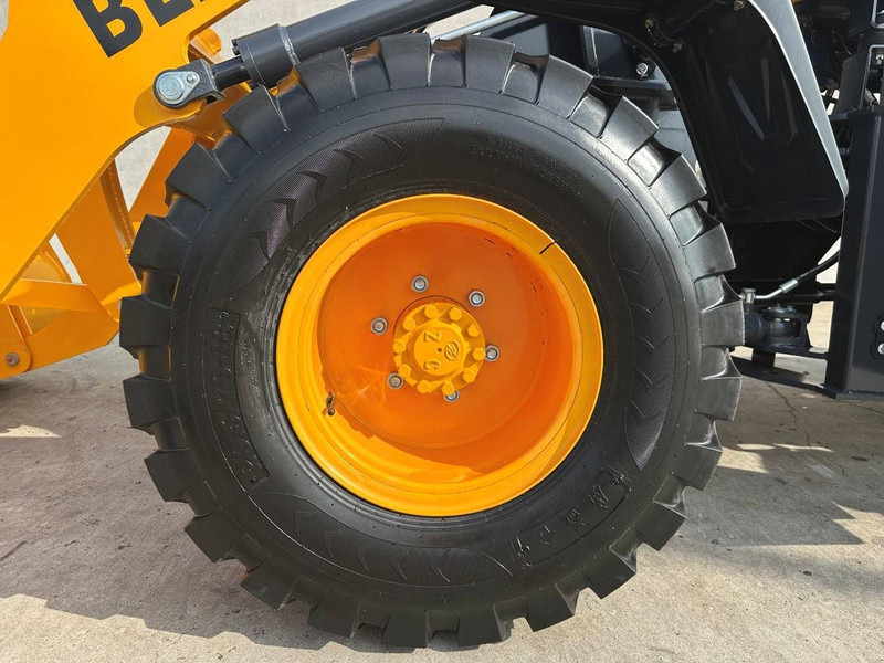 Колёсный погрузчик BLANCHE TW36: фото 11 Колёсный погрузчик BLANCHE TW36: фото 11