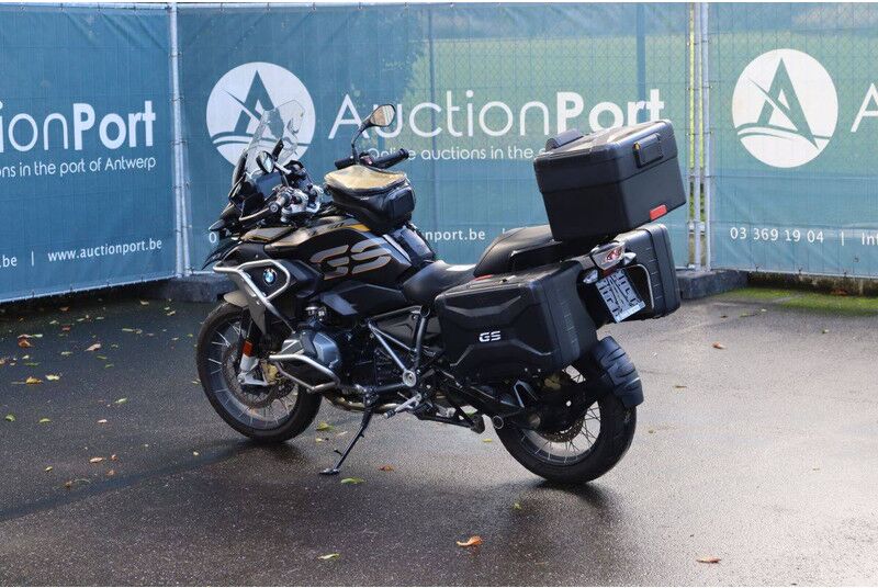 BMW R1250GS - Мотоцикл: фото 3 BMW R1250GS - Мотоцикл: фото 3
