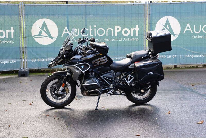 BMW R1250GS - Мотоцикл: фото 1 BMW R1250GS - Мотоцикл: фото 1