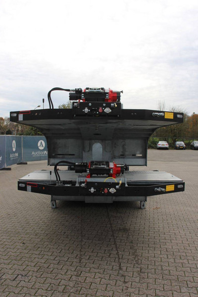 Новый Низкорамный полуприцеп Bull Trailers: фото 7 Новый Низкорамный полуприцеп Bull Trailers: фото 7