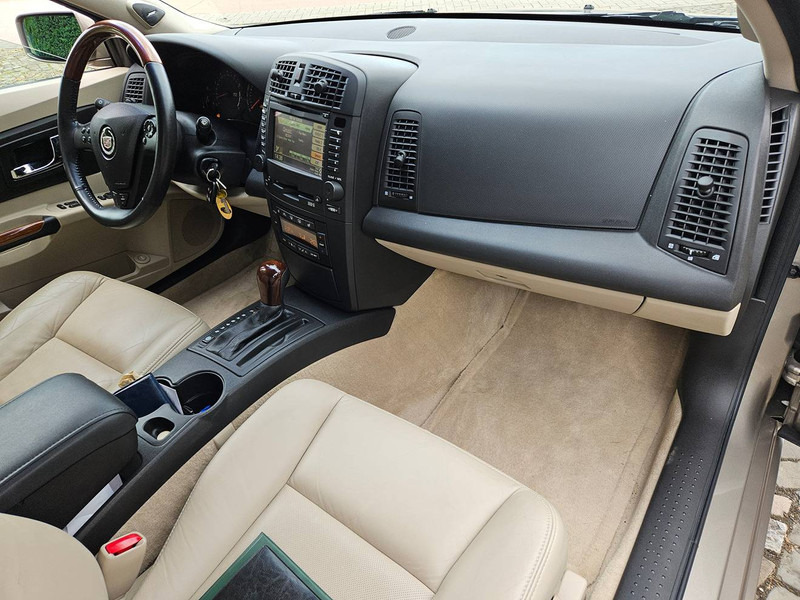 Седан Cadillac CTS (gen I) 3.2 V6: фото 13