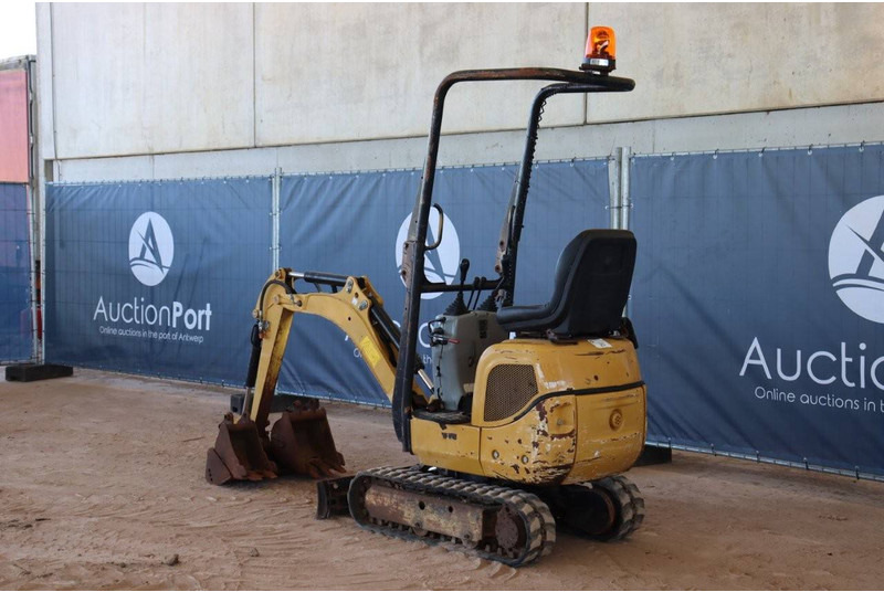 Caterpillar 300.9D - Мини-экскаватор: фото 3 Caterpillar 300.9D - Мини-экскаватор: фото 3